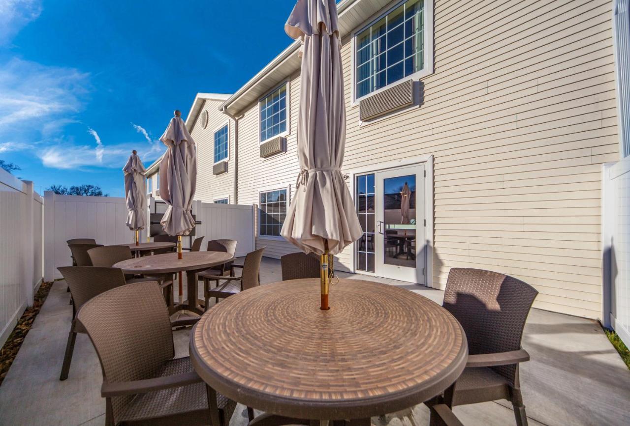 Cobblestone Inn&Suites - Holdrege Eksteriør bilde